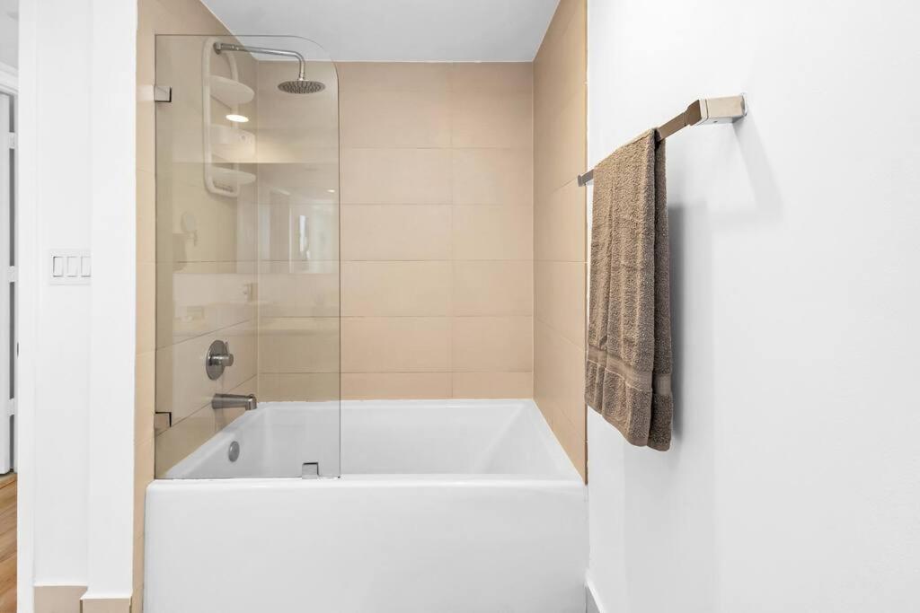 Ocean View 2Br 2Bth Hallandale Beach Miami Ft Lauderdale Exteriör bild
